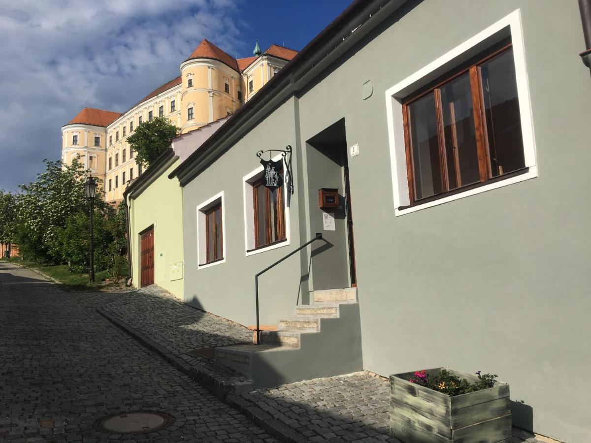 Castle-Wall-Inn Mikulov Exterior photo